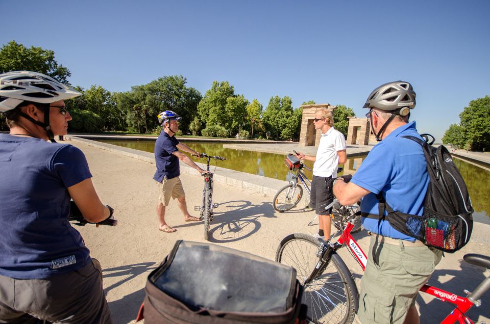 Madrid City Guided Bike/E-Bike Tour for Small Groups - Retiro Park with lake, Crystal Palace, and the rose garden