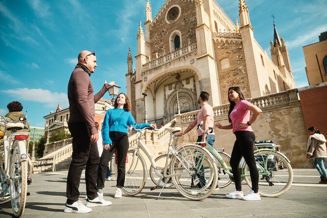 Madrid: City Highlights Guided Vintage Bike Tour - Key Things I’d Pay Attention To