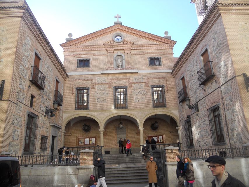 Madrid City Tour: Culture and History - Royal Palace approach: monastery of San Gines and the Theater stop