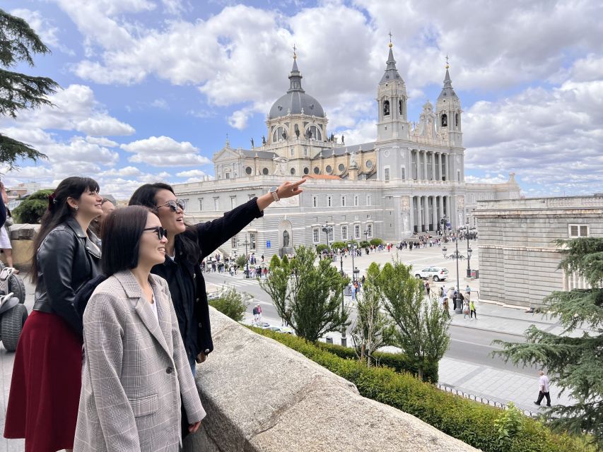 Madrid: Day Tour with Prado Museum & Royal Palace Tickets - Retiro Park and the UNESCO pedestrian-art setting