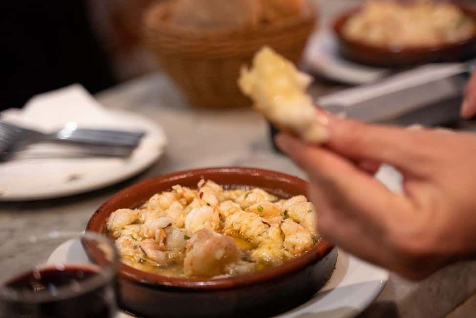 Madrid: Evening Tapas Tour with 5 Delicious Stops & Drinks - Dietary Fit: Vegetarian, Lactose-Free, and Gluten-Free (Non-Celiac)