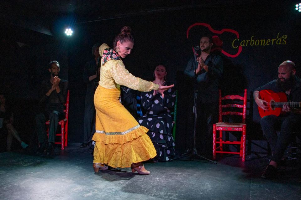 Madrid: Flamenco Show with Tapas and Wine Tour - The Tablao Flamenco finale: one hour of intense performance