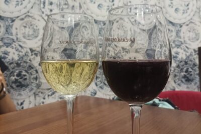 Madrid Food Tour: Tapas, Drinks and Delights with a Local - Stop 1: Plaza de Santa Ana and gambas al ajillo