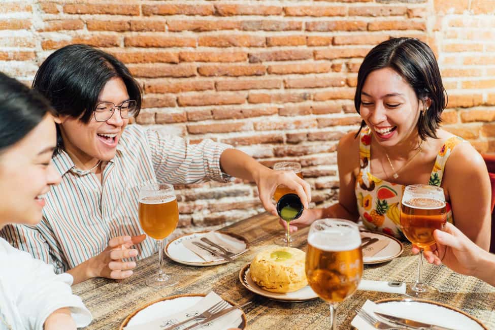 Madrid: Food Walking Tour with Drink and Local Guide - La Latina on foot, plus the story behind Spanish cuisine