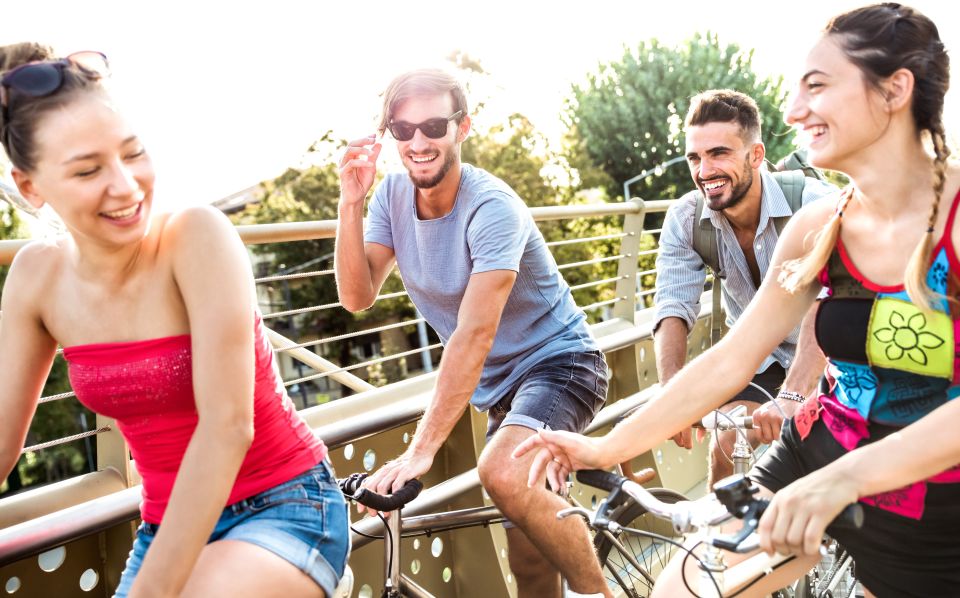Madrid: Guided Electric Bike Tour. City center & Retiro Park - Where You Meet and How the Tour Sets You Up