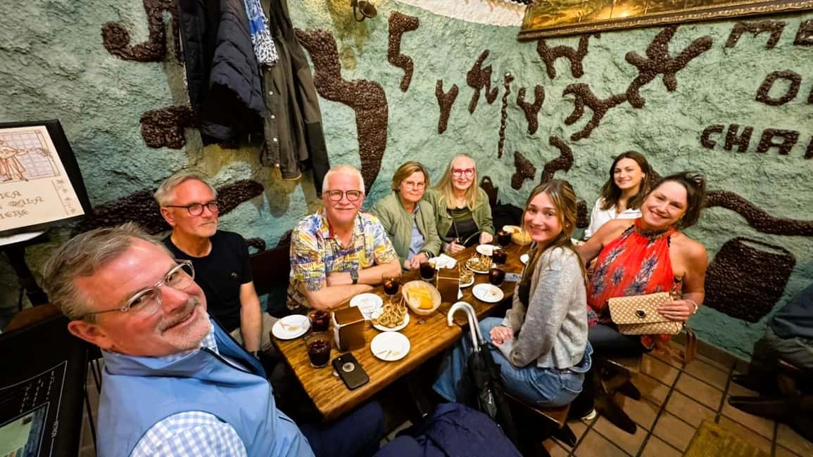 Madrid: Guided Local Food Tour at Hidden Gem Restaurants - Plaza de la Provincia: a simple start that sets the tone