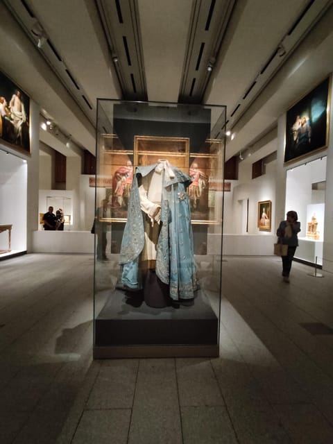 Madrid: Guided Tour of the Royal Collections Gallery - Who this tour suits best (and who should consider something else)