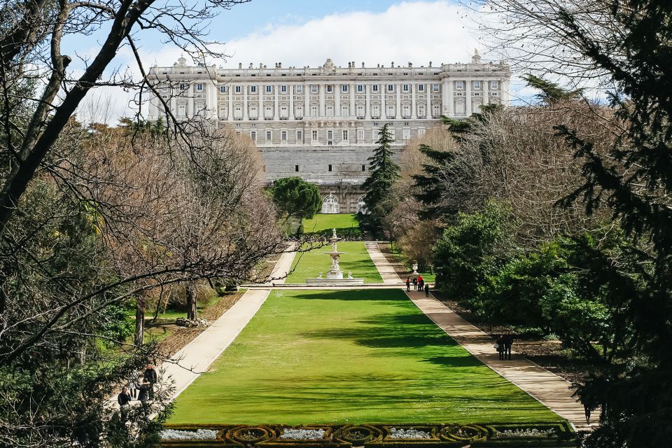 Madrid: Guided Tour of the Royal Palace with Fast Access - The art names that actually help you look: Tiepolo, Sabatini, Giaquinto