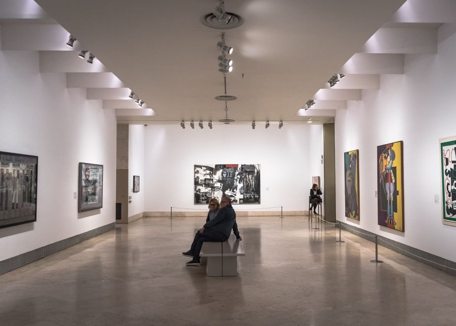 Madrid: Guided visit to Reina Sofia & Thyssen Museum - Reina Sofía stop: Guernica’s scale, symbols, and how the guide helps you read it