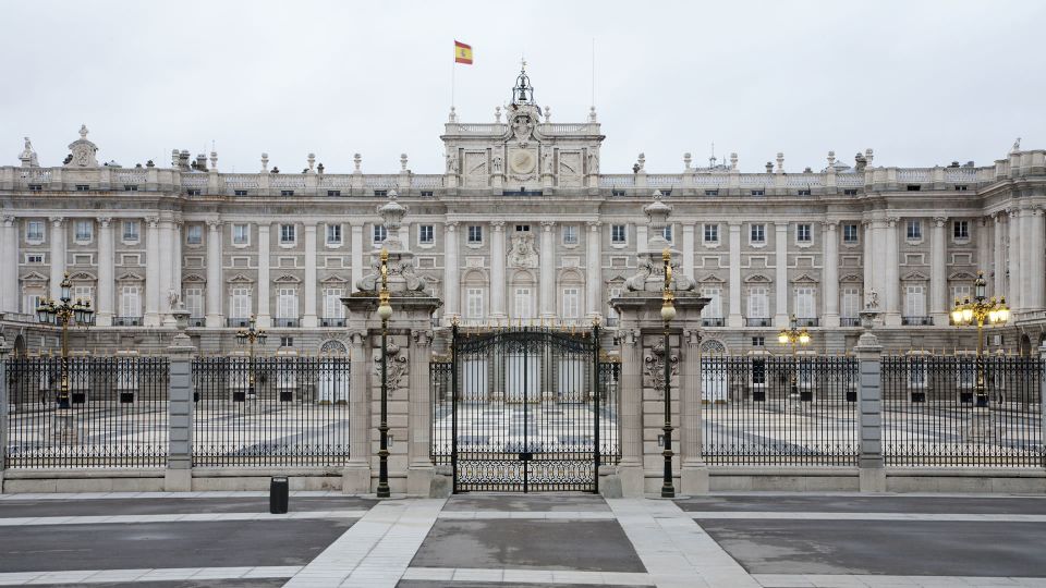Madrid: Guided Visit to the Royal Palace - Key things you’ll notice on this Royal Palace guided tour