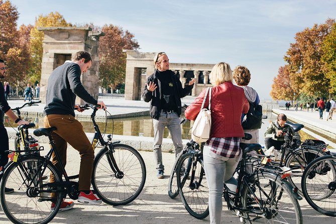 Madrid Highlights by Bike - Almudena Cathedral area: why the story took so long