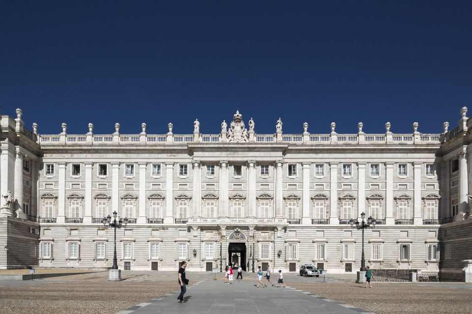Madrid Highlights + Entrance to Prado Museum - Where the Tour Covers Las Ventas and Bernabéu