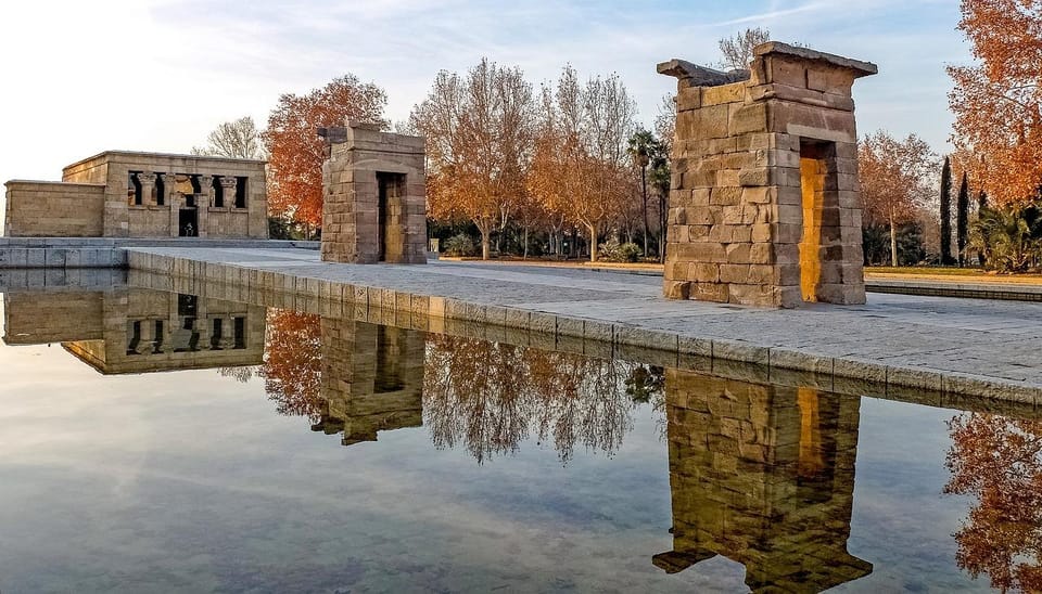 Madrid: Highlights of Madrid Walking Tour - Key highlights worth showing up for