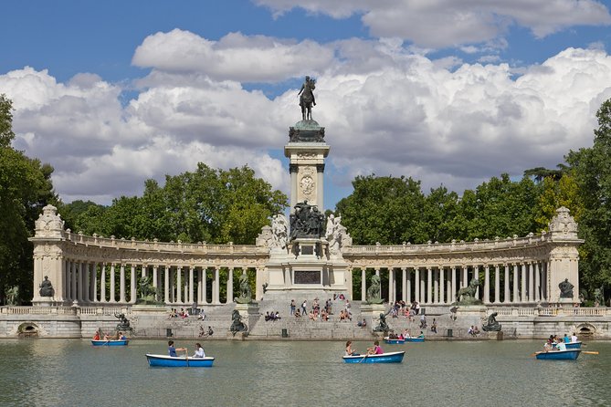 Madrid Highlights Private Walking Tour - Cibeles Fountain Square: A City Symbol With Serious Surrounding Cast