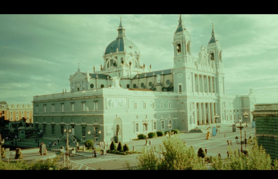 Madrid Highlights: Tuk-Tuk Tour w/pick up (2 hours) - Key things I’d pay attention to