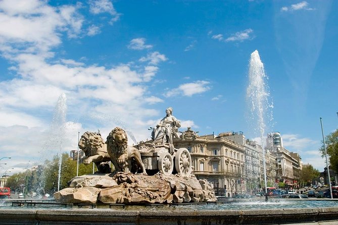 Madrid Highlights with Prado Museum Admission Ticket - Plaza Mayor, Puerta del Sol, and the Royal-Madrid Stops