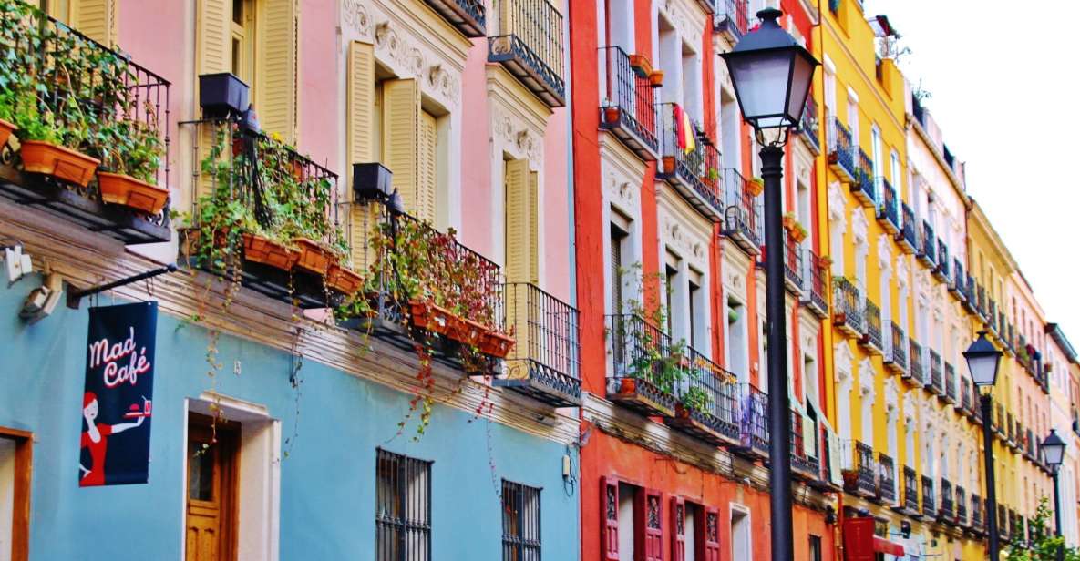 Madrid Historical Centre & Old Town Walking Tour in French - What 2.5 Hours Really Gives You in the Old Town