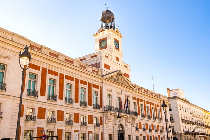 Madrid (Historical Centre) Scavenger Hunt and Self-Guided Tour - Who should book this Madrid scavenger hunt?