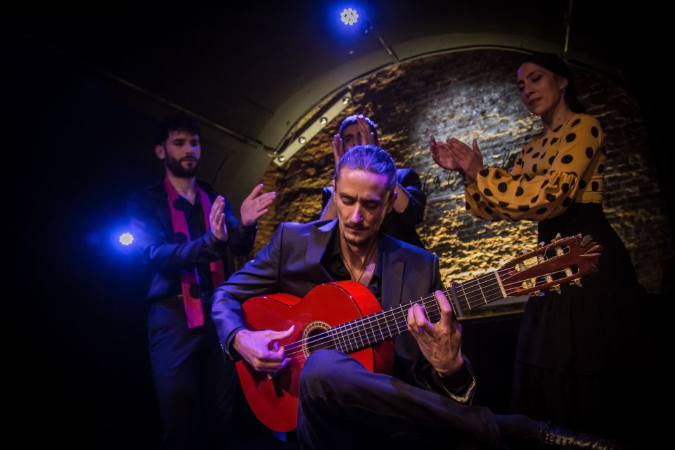 Madrid: La Cueva de Lola Flamenco Show Tickets with Drink - Key things to know before you go