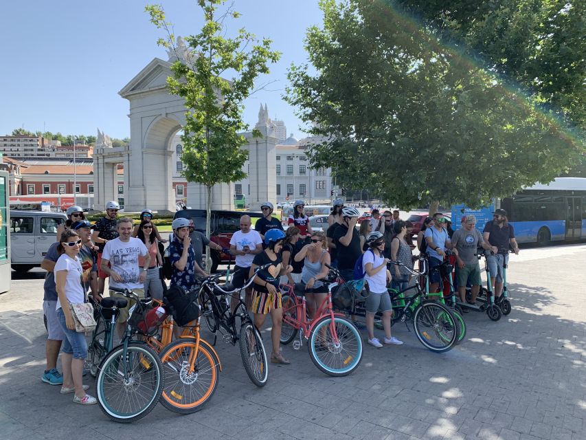 Madrid: Literary Quarter & Retiro Park Electric Bike Tour - Key Points at a Glance
