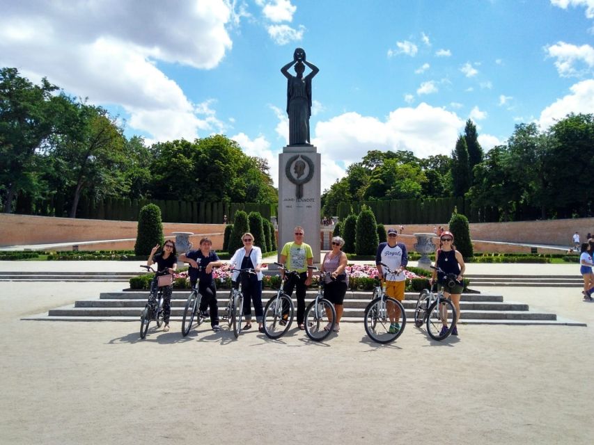 Madrid: Literary Quarter & Retiro Park Electric Bike Tour - Barrio de las Letras to the Prado Façade: Arts on Wheels
