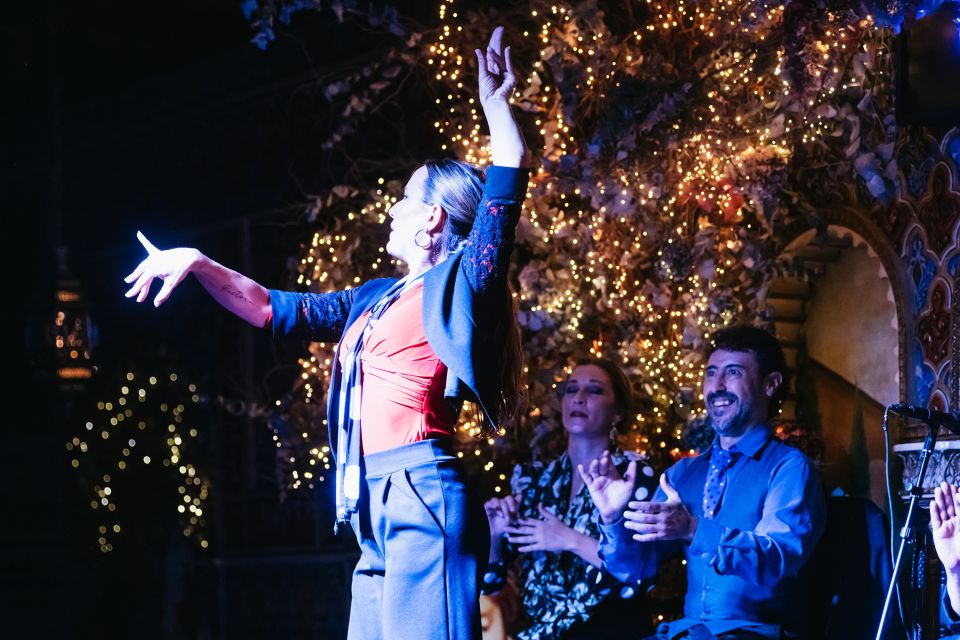 Madrid: Live Flamenco Show with Food and Drinks Options - The 1-hour show: Cuadro Flamenco in real time