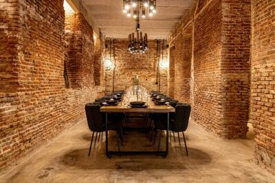 Madrid Local Tapas Tour with Private Dinner and Bottomless Wine - Barrio de Las Letras Stop 2: Jamón Iberico Tasting Like a Local