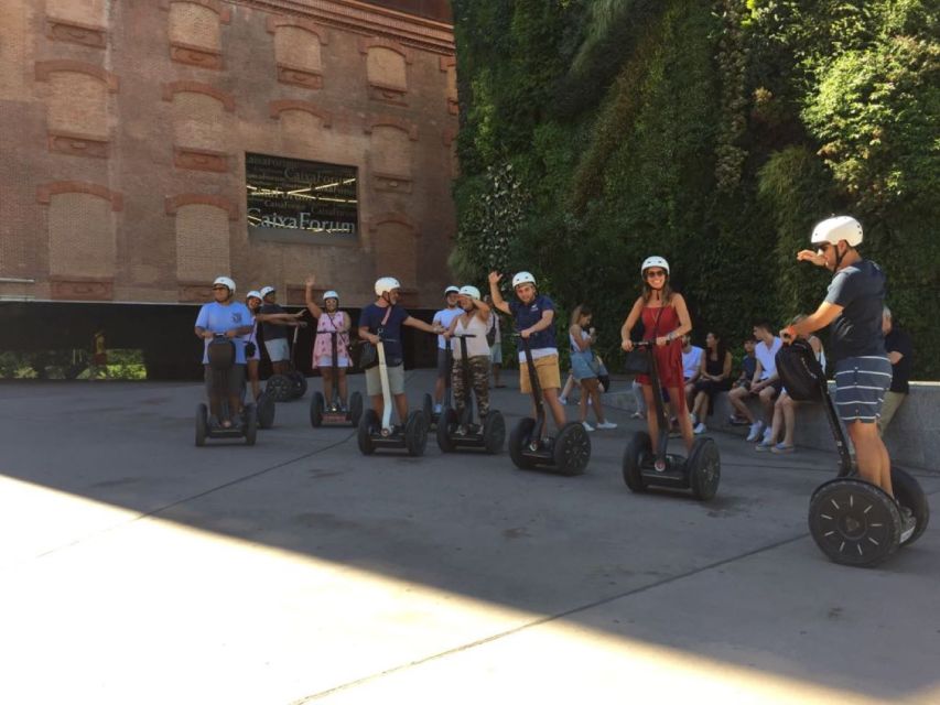 Madrid: Madrid Rio Park Segway Private Tour - Leisure Zones Plus Big City Sights: Urban-Nature at Speed
