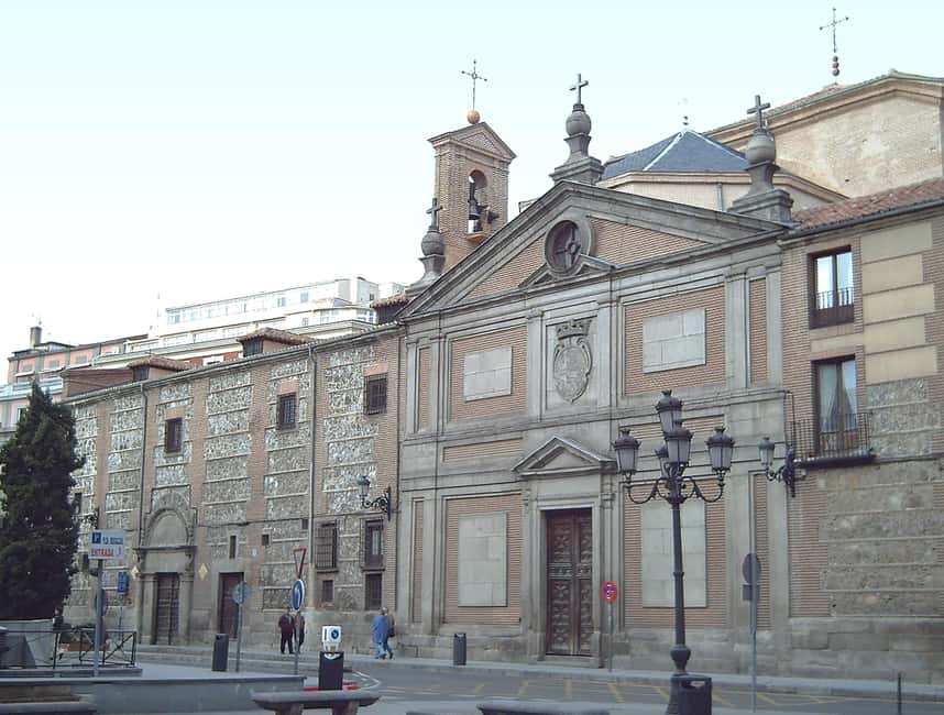 Madrid: Monastery of Descalzas Reales Tour with Tickets - Who this tour fits best
