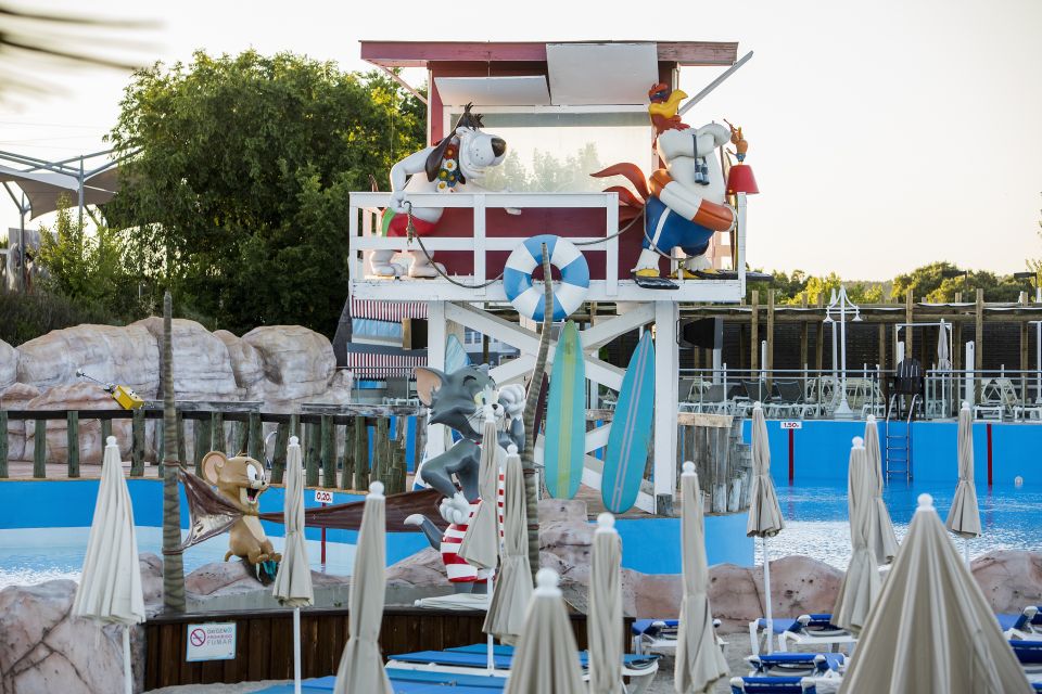 Madrid: Parque Warner Beach Entry Ticket - What to bring: towel and beachwear are non-negotiable