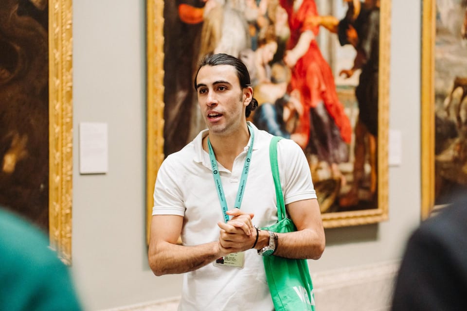 Madrid: Prado Museum & Lunch at World’s Oldest Restaurant - Getting into Botín early: tunnels, kitchens, and old stone stories