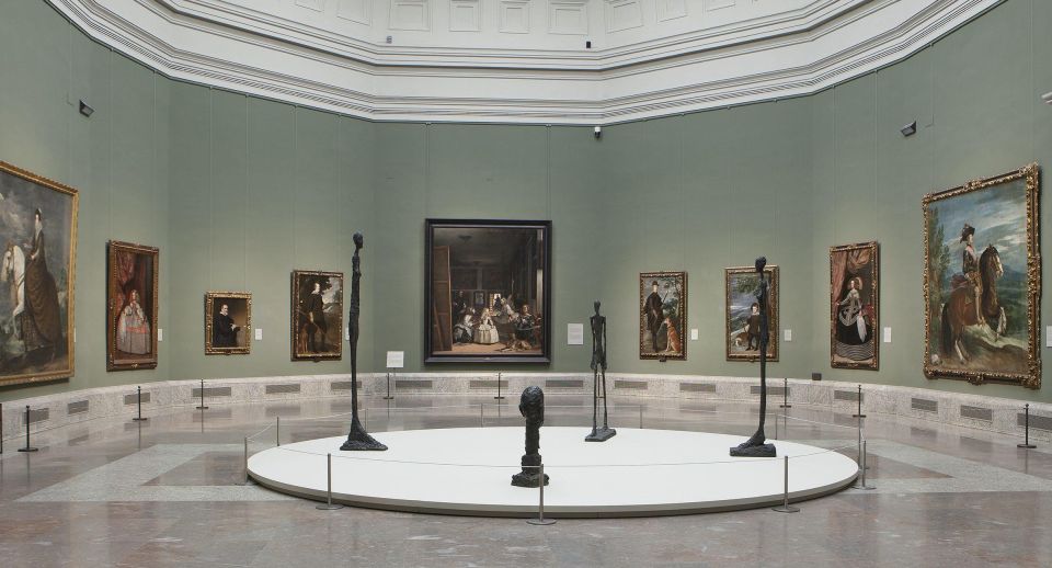 Madrid: Prado Museum & Royal Palace Private Tour w/ Tickets - Inside the Palace: Main Halls, New Corridors, and the Stradivari Moment