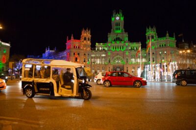 Madrid: Private Christmas Lights Tour by Eco Tuk-Tuk - Retiro and the Alcala Gate loop: the “first wow” moments