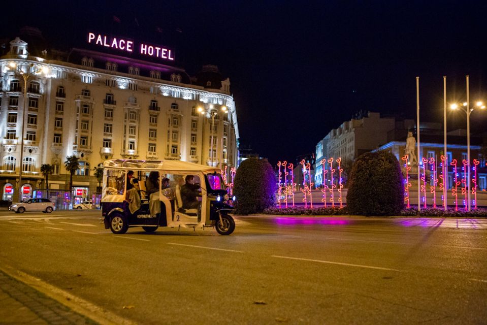 Madrid: Private Christmas Lights Tour by Eco Tuk-Tuk - How the private format works (and why it’s good value for families)