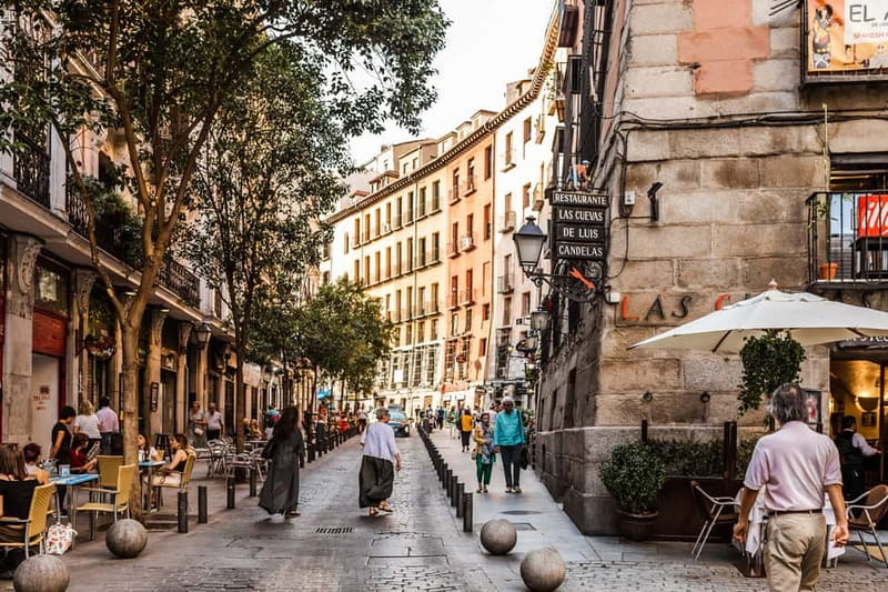 Madrid: Private Custom Tour with a Local Guide - Should you book this private custom tour in Madrid?