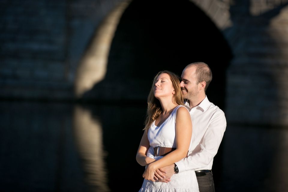 Madrid: Private Photo Shoot and Professional Images - Getting your photos back: the online gallery and poster-quality deliverables