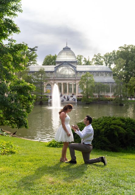 Madrid: Private Photo Tour with a Professional Photographer - Photo delivery: 40 edited picks plus your full gallery fast
