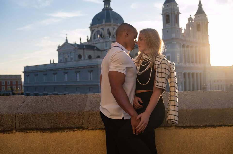 Madrid: Private Photoshoot with a Professional Photographer - Who should book this (and who should skip it)