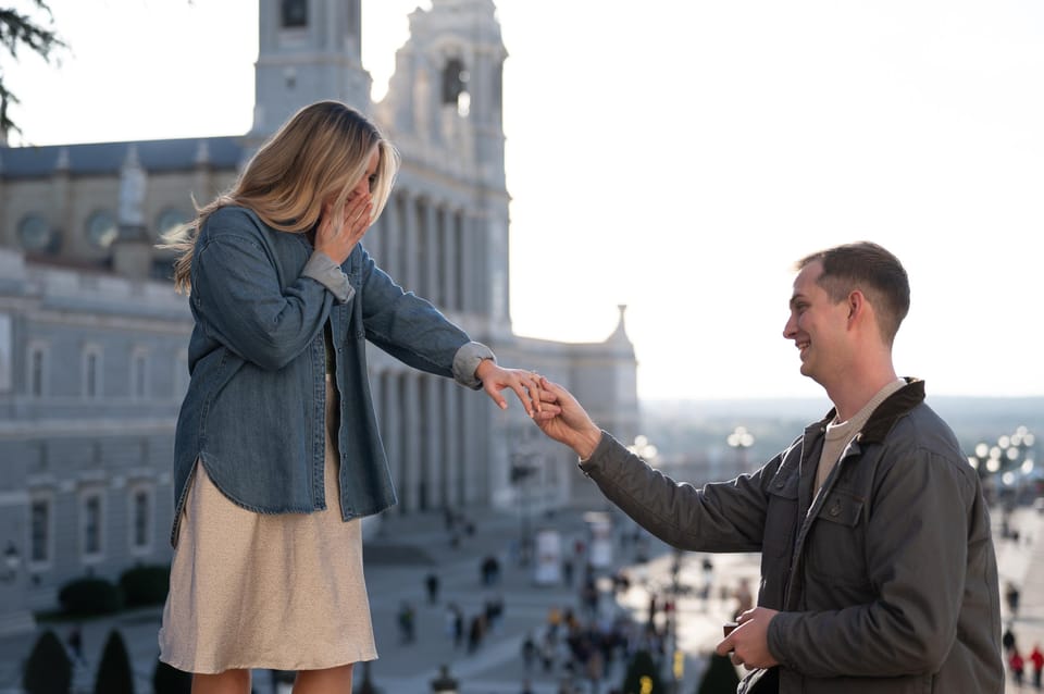 Madrid: Private Photoshoot with a Professional Photographer - Meeting near Teatro Real: your starting point and what it sets up