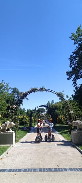 Madrid: Private Segway Tour Retiro Park for 1, 1.5 or 2 hrs. - Alfonso XII pond: the quiet scenic payoff