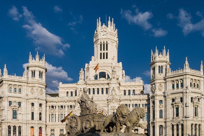Madrid Private Walking Tour with a Local - What you’ll learn from a Lokafyer local host (and what it doesn’t promise)