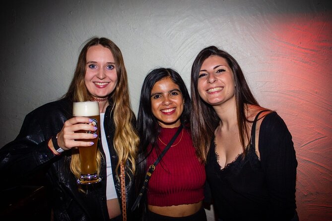 Madrid Pub Crawl with VIP Club Entrance - Meeting at El Tigre Sidra Bar: where your night really begins