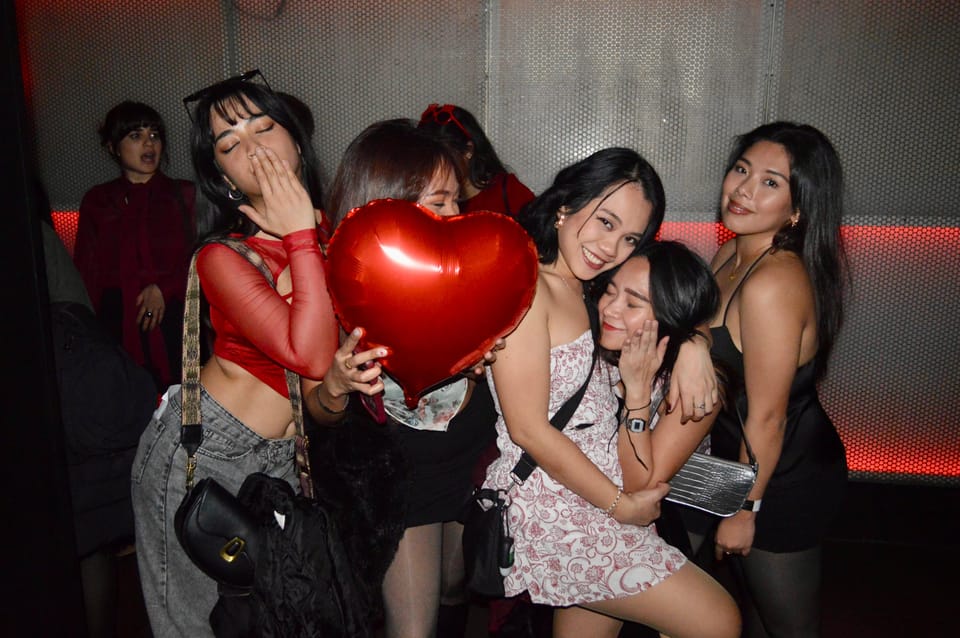 Madrid: PUBCRAWL Ruta de Bares y Fiesta por Madrid - Free nightclub entry at the end: how to keep the night moving