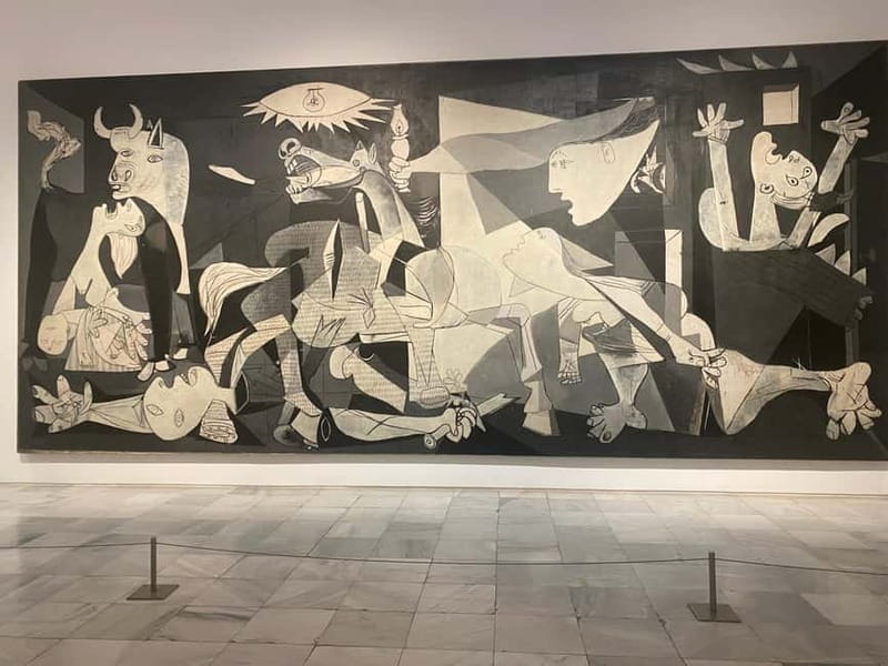 Madrid: Reina Sofía Museum Guided Tour, Small Group - Inside the Museum: Preferential Access and a Thematic Route