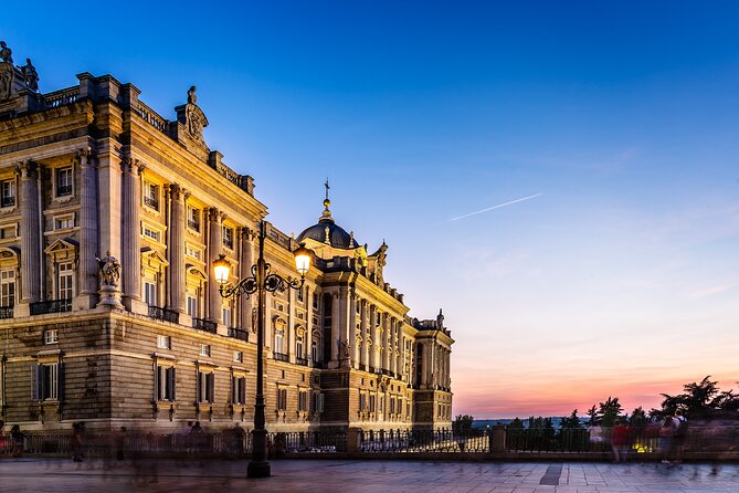 MADRID: Royal Palace and Prado Museum with transportation included - FAQ