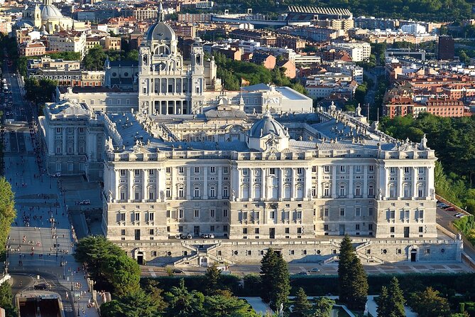 Madrid Royal Palace Entry Ticket - Crowds, Breaks, and the Bathroom Problem