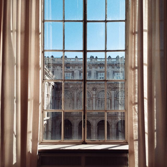 Madrid: Royal Palace Guided Shared Group Tour - Skip-the-line entry and headsets: don’t lose the guide mid-sentence