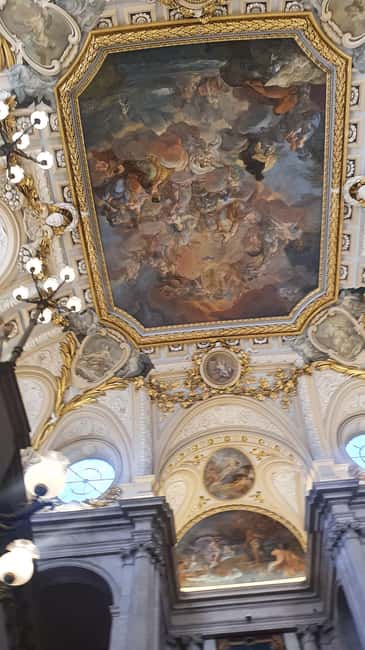 Madrid: Royal Palace Guided Tour w/ Skip-the-Line Entry - Should you book this Royal Palace guided tour?