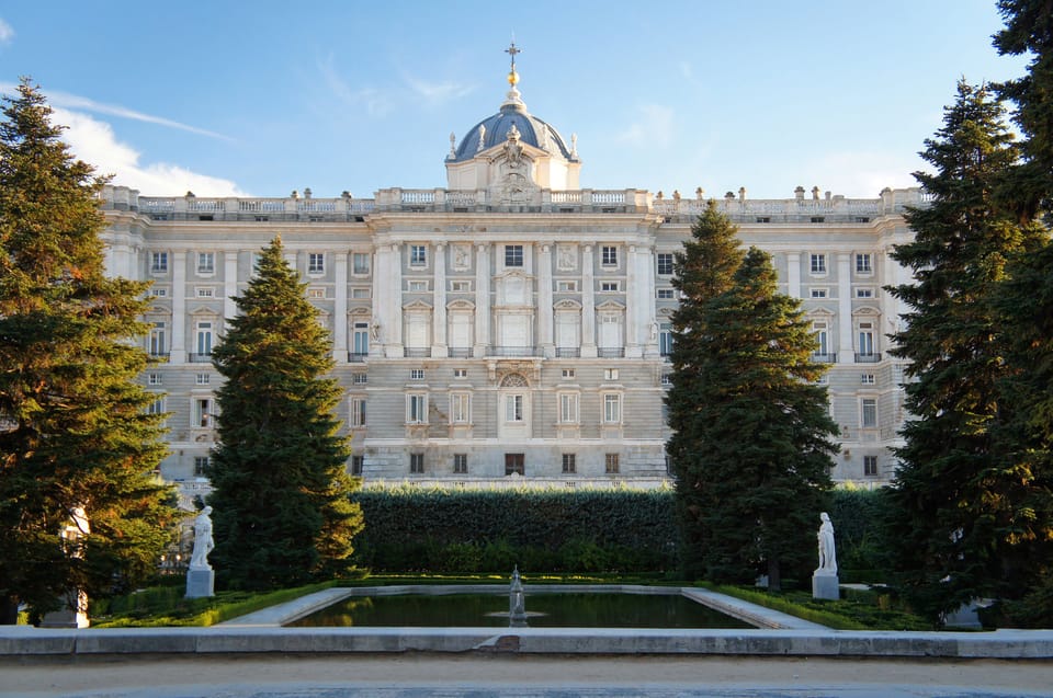 Madrid: Royal Palace Guided Tour with Skip-the-Line Entry - Private rooms with palace “personality” (and the art you’ll remember)