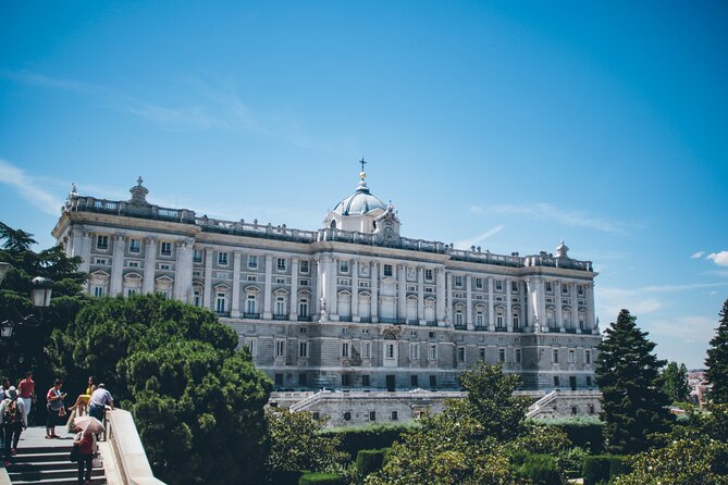 Madrid: Royal Palace Guided Tour with Skip the Line Ticket - Skip-the-line + headsets: the comfort factor that changes everything
